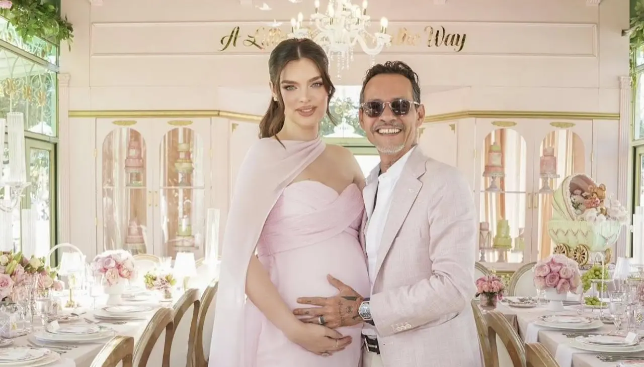 Nadia Ferreira y Marc Anthony sorprenden con baby shower antes de la llegada de su hija