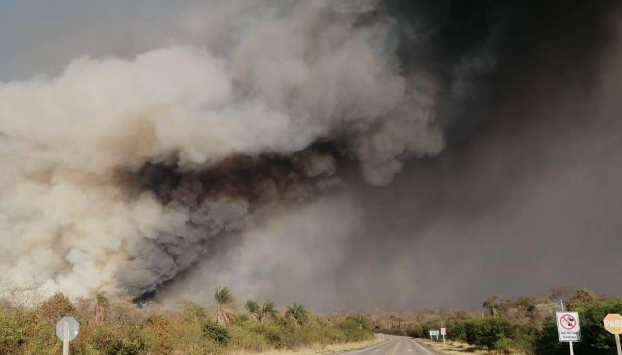 Incendios en Santa Cruz “no han disminuido, se han fusionado” en siete municipios, alerta la Gobernación 