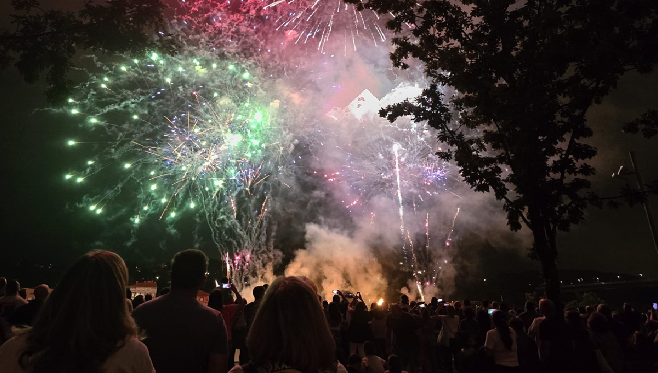 Mató a balazos a un vecino porque le molestaba la pirotecnia que tiraban los hijos de la víctima
