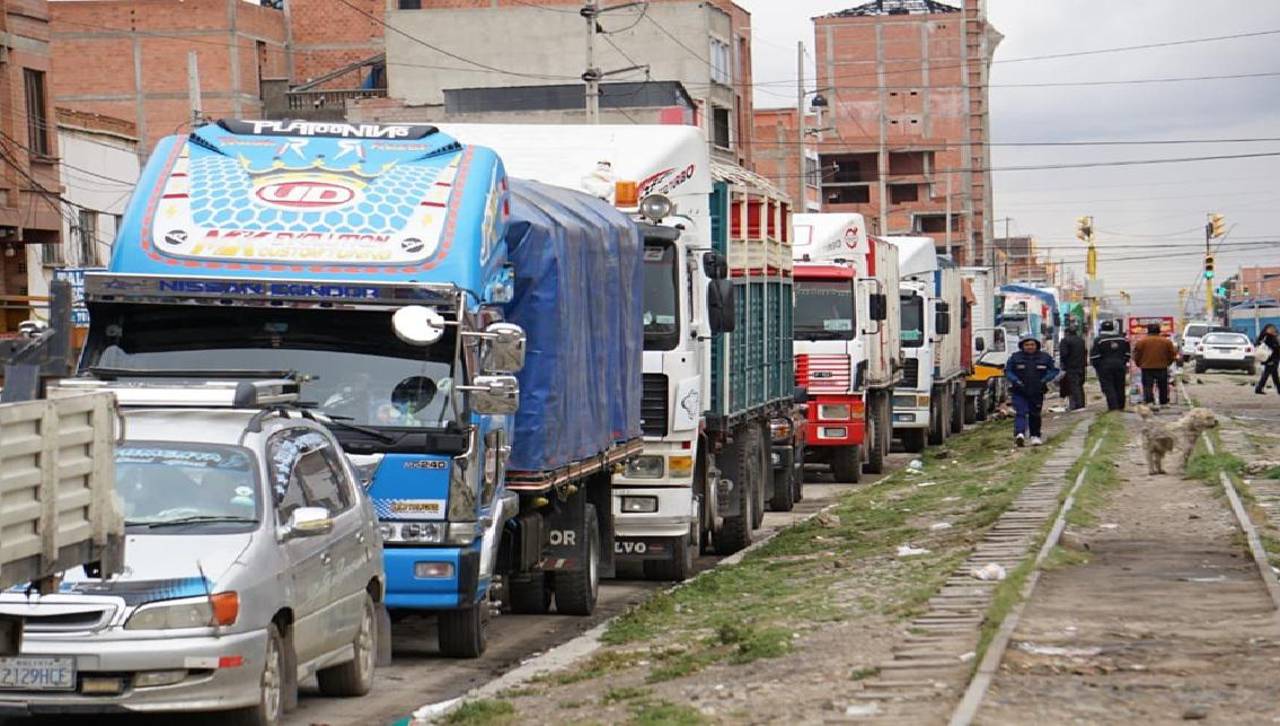 Empresarios piden al Gobierno información clara sobre el estado de la provisión de combustibles