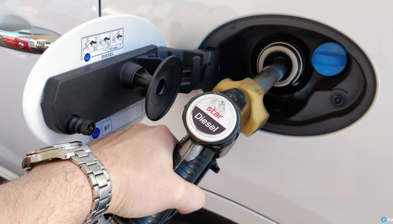 Gobierno autoriza venta de diésel a usuarios directos solo con presentar la cédula de identidad