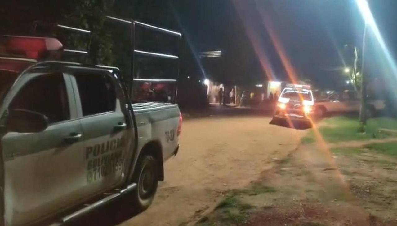Dos hombres encapuchados disparan contra un inmueble para luego darse a la fuga, dice la Policía