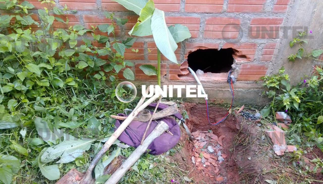 Intento de robo a un banco: Delincuentes perforaron una pared para llegar una bóveda 