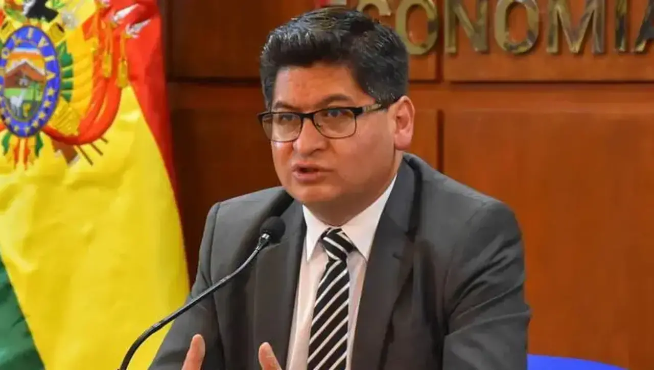 Ministro Montenegro acusa a Evo de sabotear “el modelo económico” con sus bloqueos y el freno a créditos en la ALP