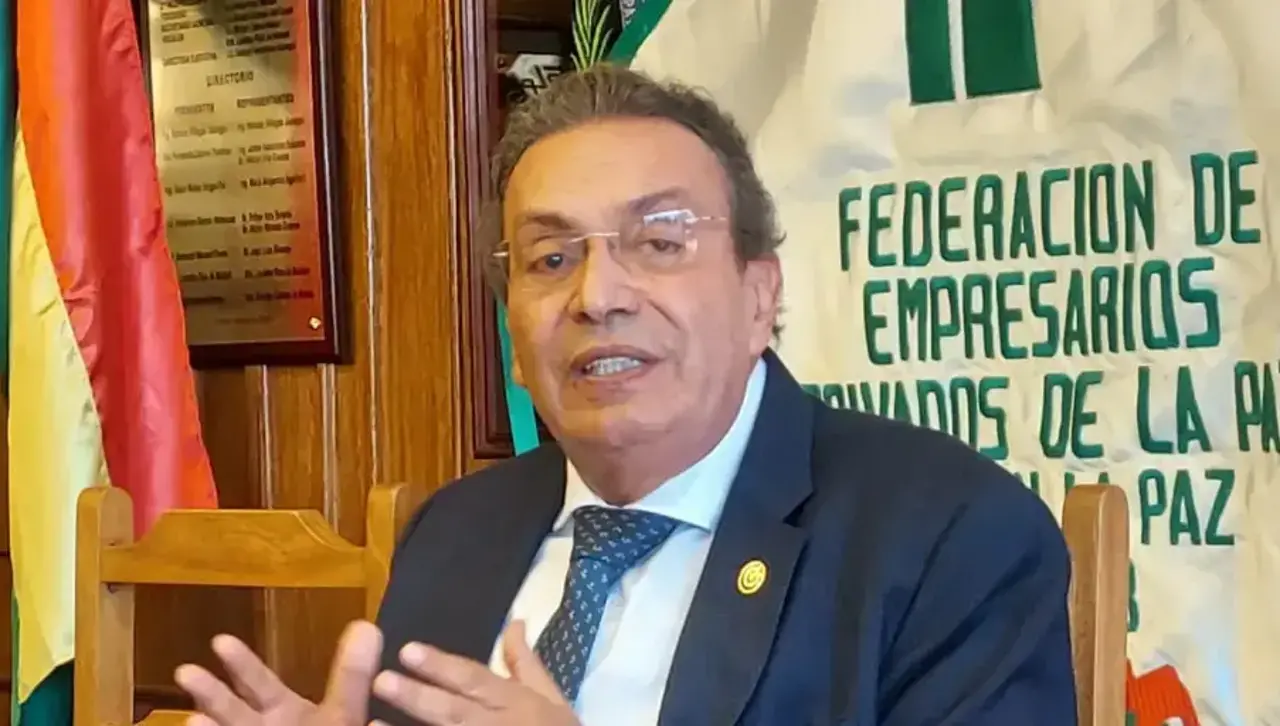 Empresarios de La Paz plantean nuevo decreto con un solo precio para el diésel y evitar riesgo de contrabando