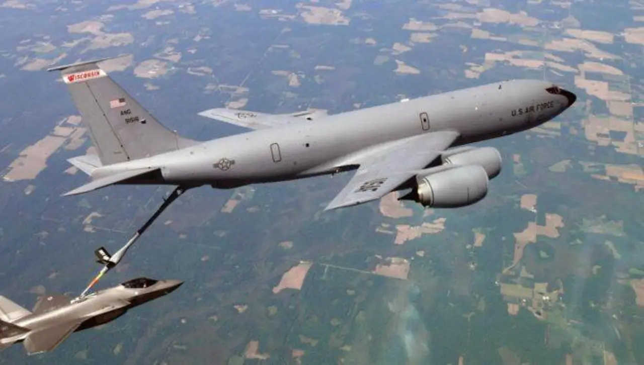 Un segundo avión evita una colisión con un avión militar de EEUU cerca de Venezuela