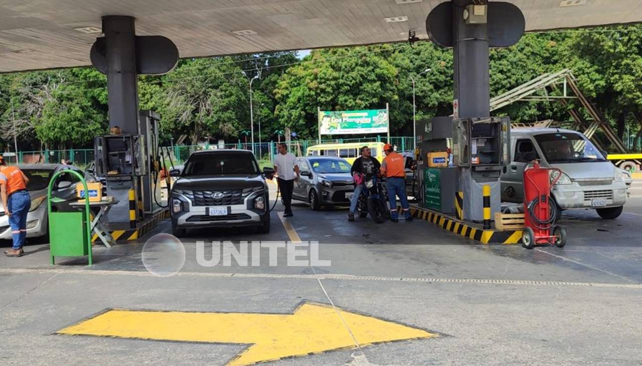 Santa Cruz: Según Asosur, el sector privado dará apoyo para agilizar logística de combustibles