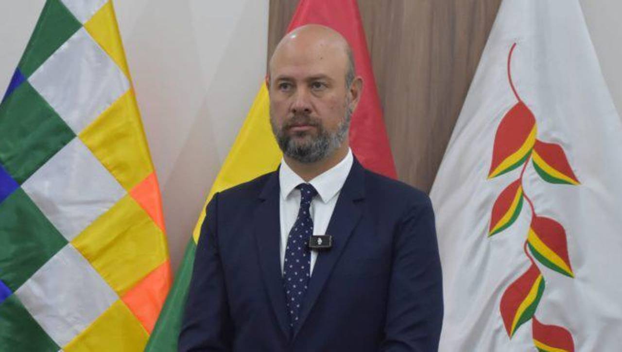 BoA dice que su gerente se ausentó de forma temporal de sus funciones y alega “temas personales”