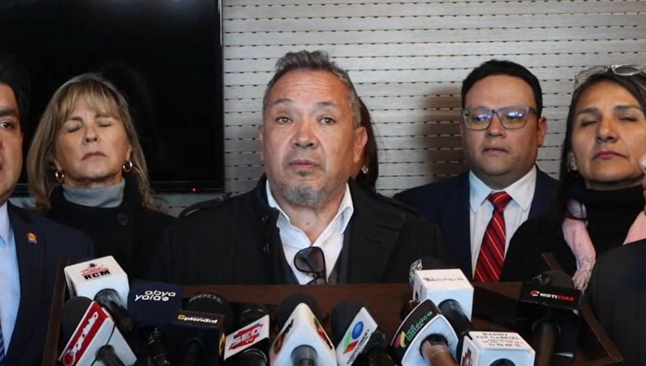 Diputado de Libre a Marinkovic y Suárez: “Nos parece poco ético intentar justificar su cercanía al Gobierno”