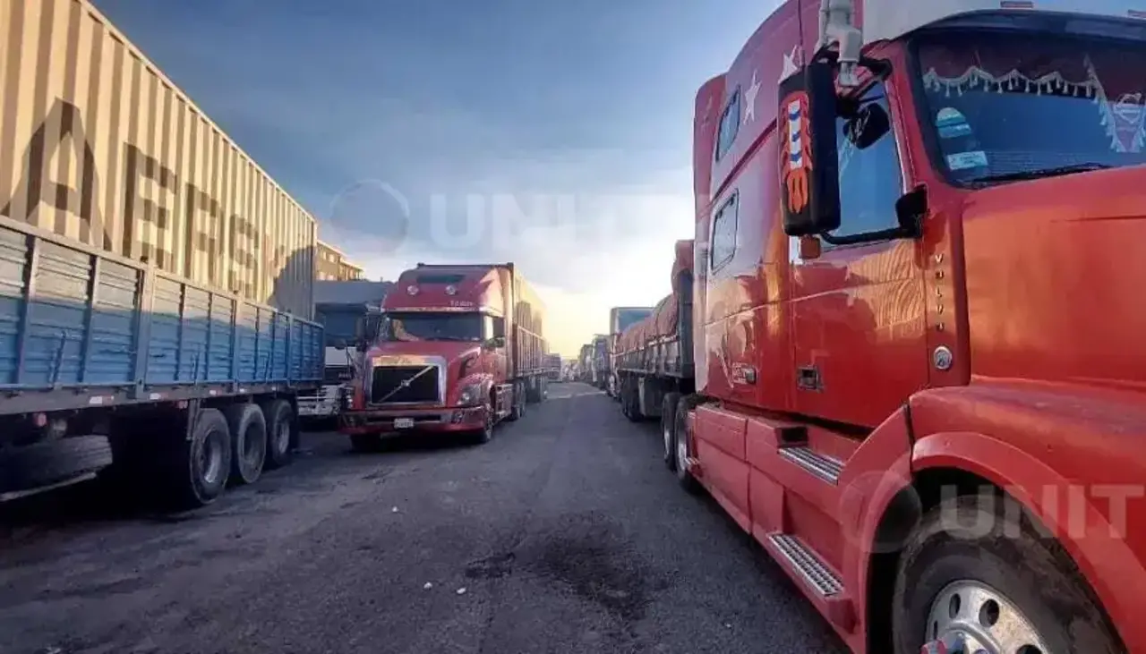 Exportadores dicen que la falta de diésel reduce en más del 50% los viajes a frontera y pone en riesgo contratos internacionales