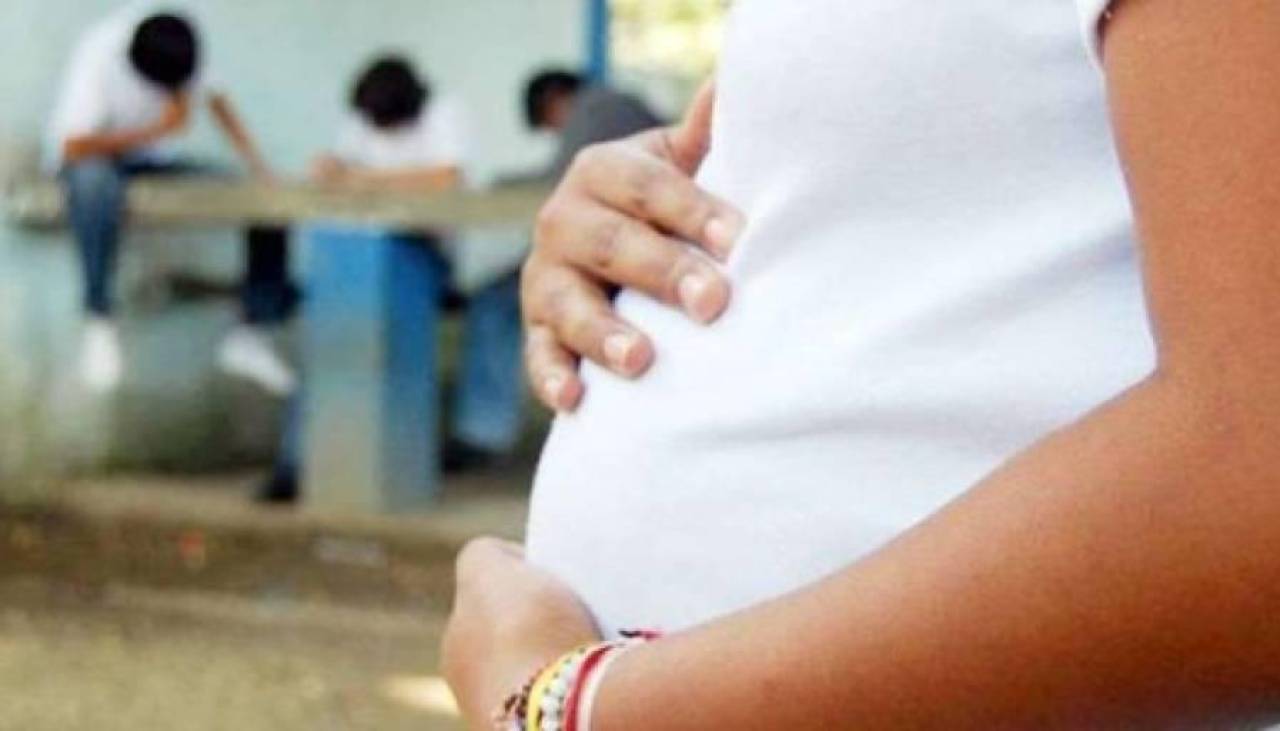 Una adolescente embarazada pierde la vida tras consumir pastillas abortivas, dice la Fiscalía 