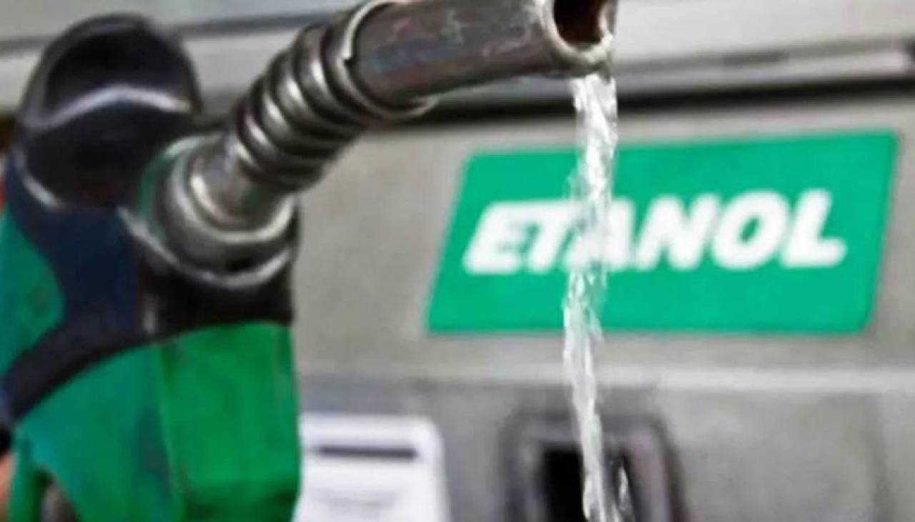 Mecánicos denuncian que la gasolina especial tiene 23% de etanol y que los motores en Bolivia pueden sufrir daños