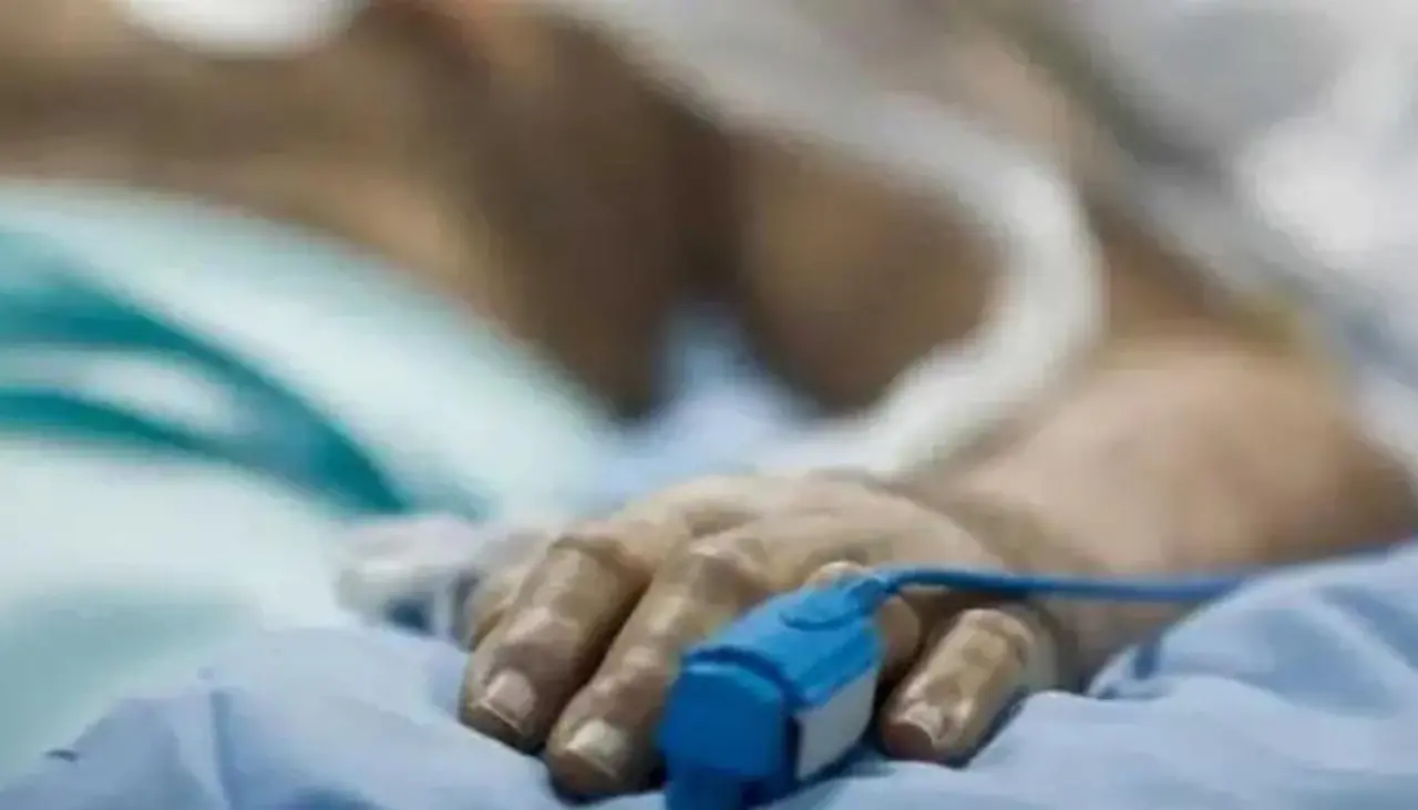 Hombre sufre fracturas al caer del segundo piso de un inmueble tras una discusión con su socio
