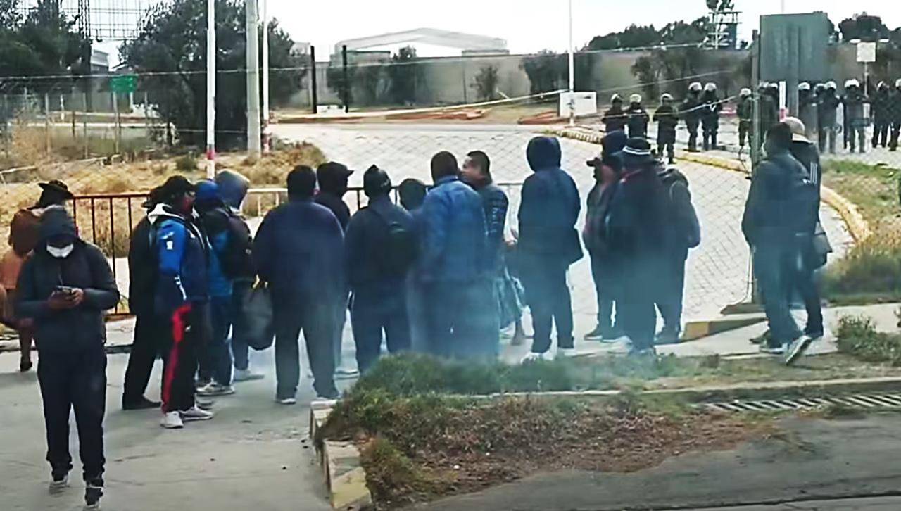 Bloqueo en aeropuerto de El Alto: Naabol pide a viajeros tomar precauciones y precautelar su seguridad