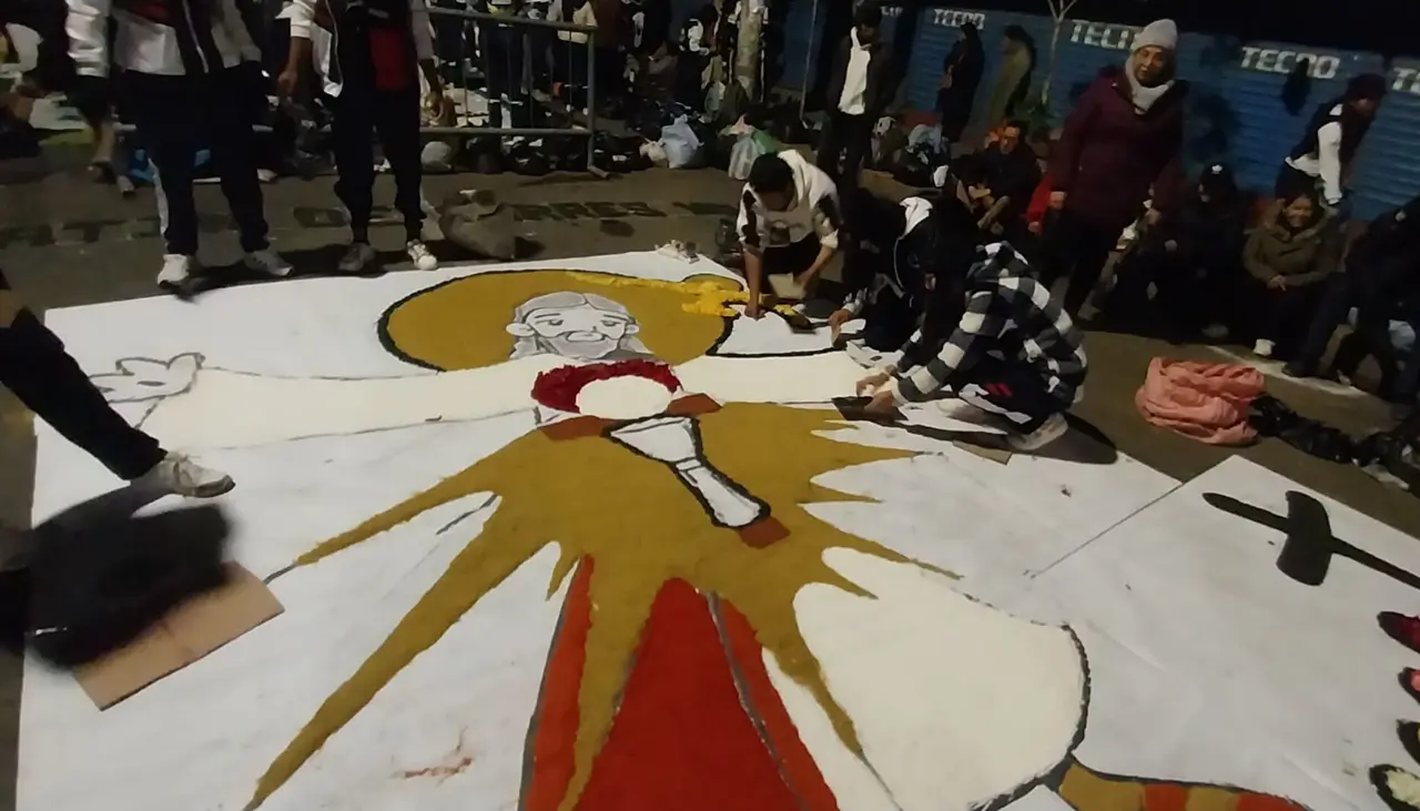 Con fe y devoción, fieles católicos se preparan para la celebración de Corpus Christi en Bolivia