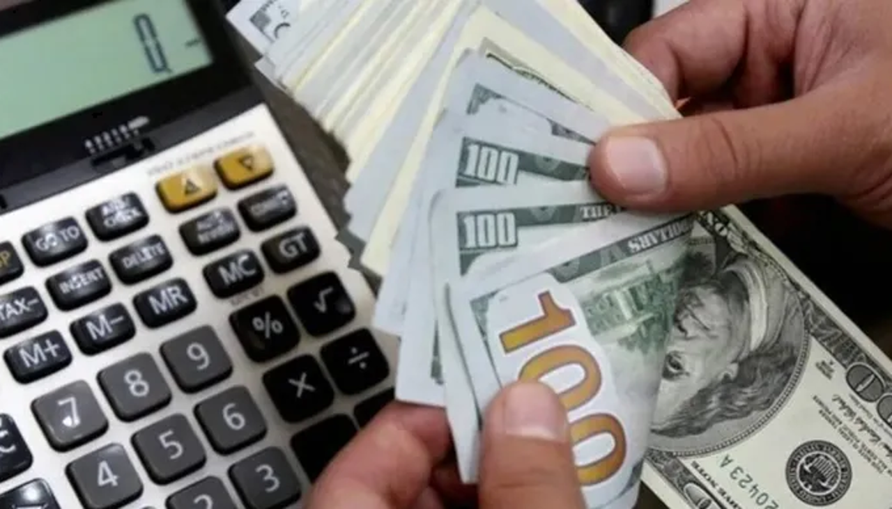 ¿A cuánto se cotiza el dólar referencial este domingo 10 de mayo?