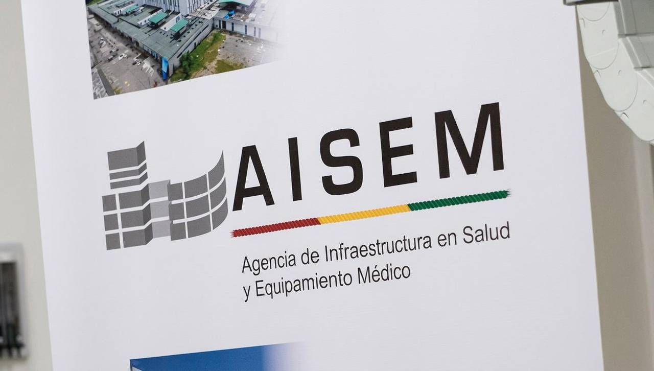 Felcc interviene Aisem tras denuncias de cobros de hasta Bs 15.000 a funcionarios para mantener sus puestos