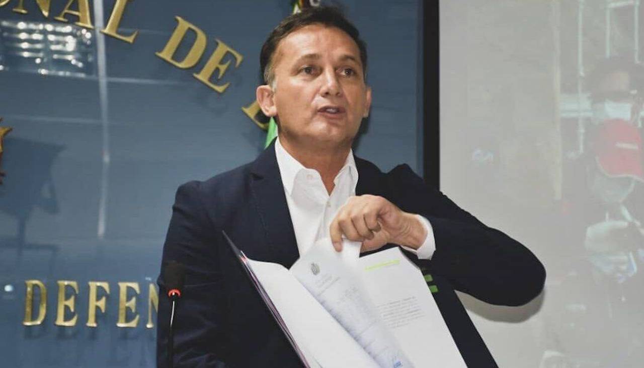 Exministro Luis Fernando López pide volver a Bolivia y se le aplique “un proceso justo”