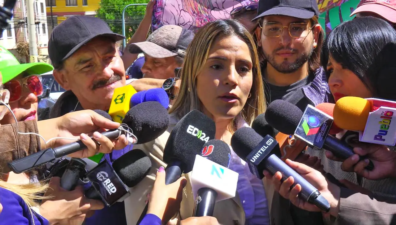 Hija de expresidenta Añez cree que su madre saldrá en libertad las próximas horas y anuncia su presencia en la posesión de Paz