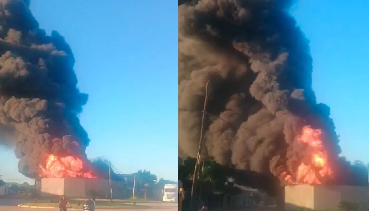 Santa Cruz: Incendio afecta un taller en el octavo anillo