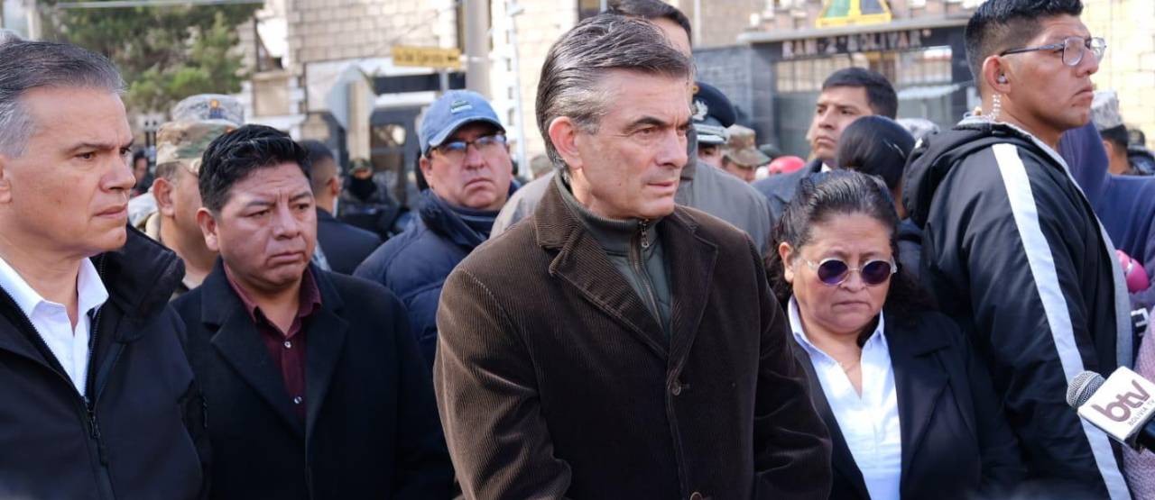 Muertos en Viacha: Paz pide dejar que el Ministerio Público investigue y anuncia duelo nacional