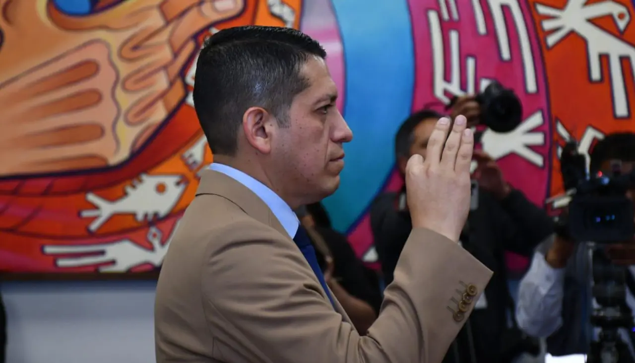 “Se acabó la injerencia política”, dice viceministro y anuncia comité para investigar sobre el uso de recursos del Estado