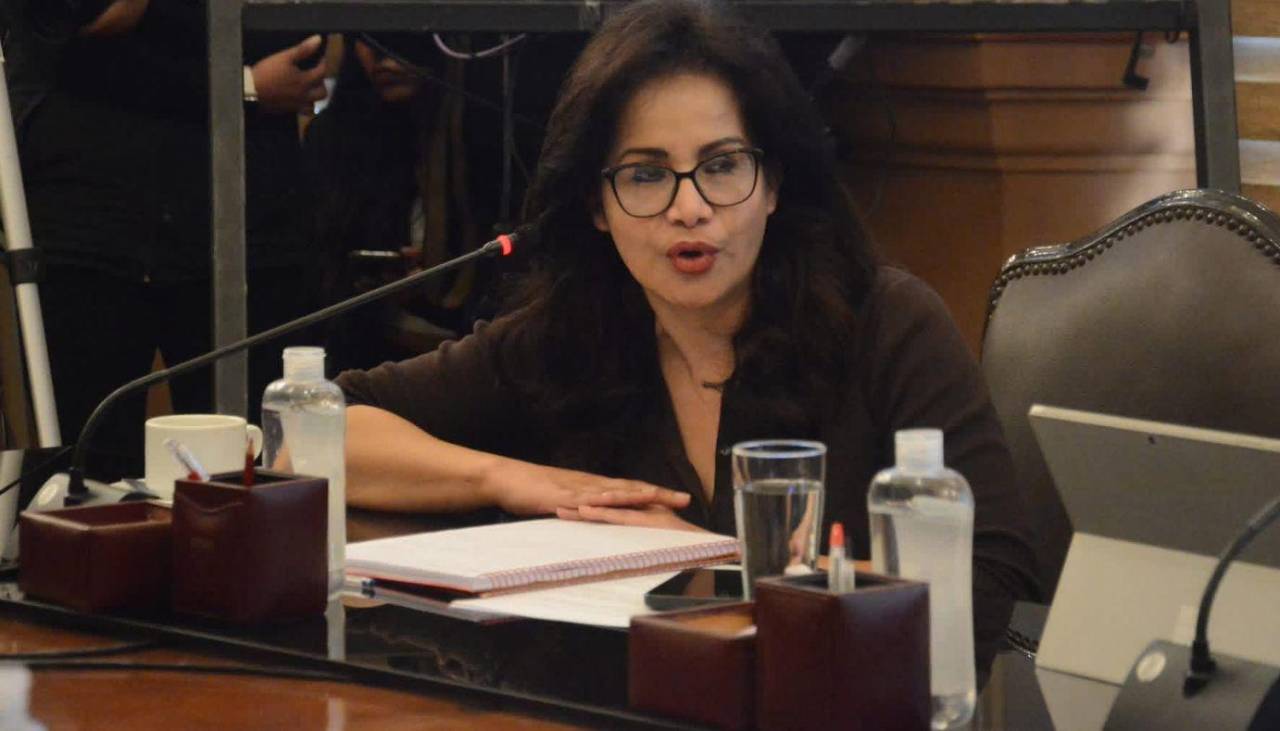 Ángela Calabi fue elegida alcaldesa interina de La Paz por el viaje de Dockweiler a Colombia