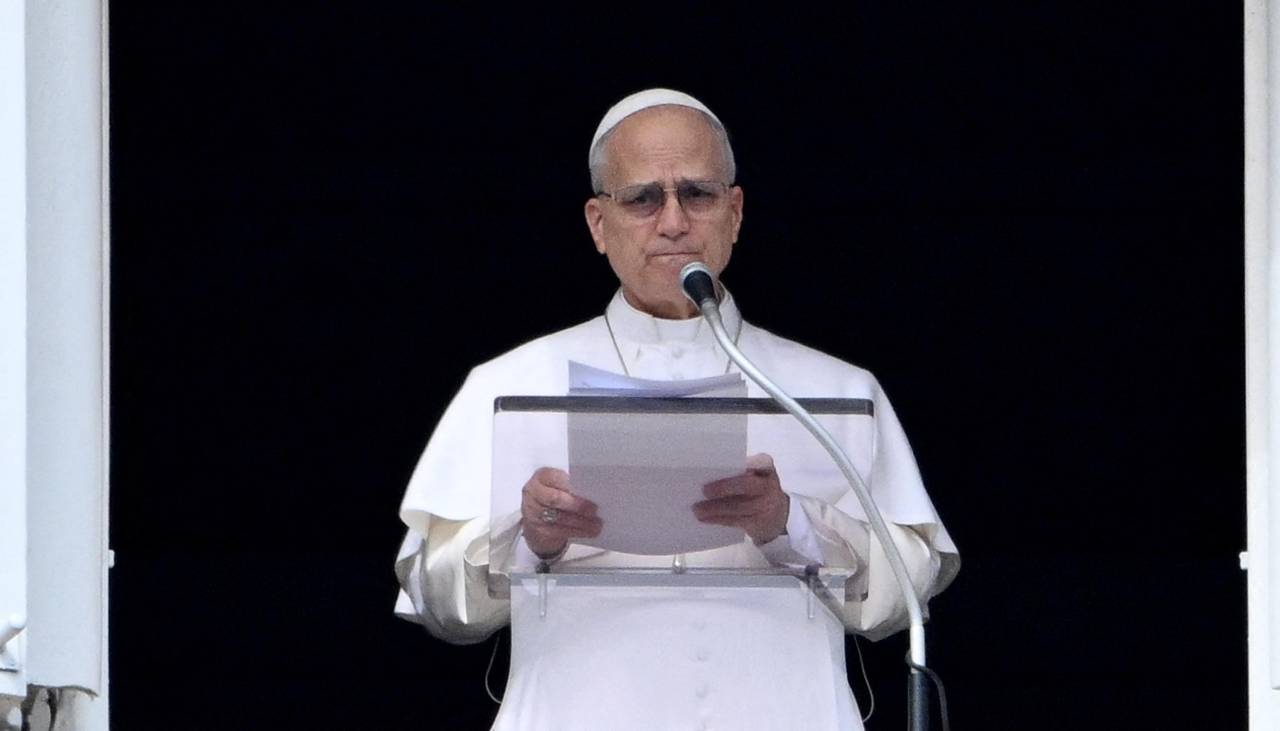 El papa pide poner fin a la “espiral de violencia” en Oriente Medio