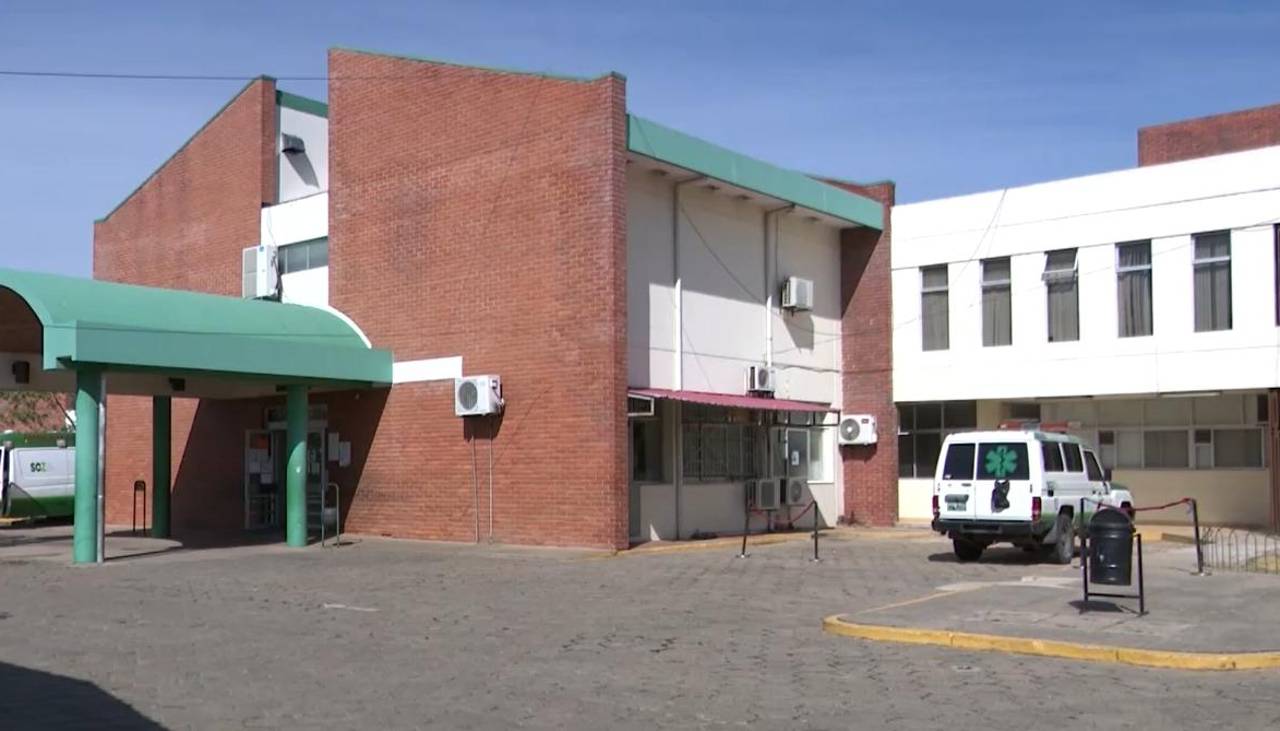 Estudiante apuñalada por su compañera necesita otra operación; su familia pide ayuda a la población