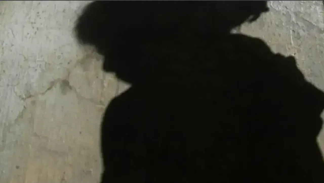 Difunden imágenes sobre cómo vivía el boliviano acusado de violar a su hija en España