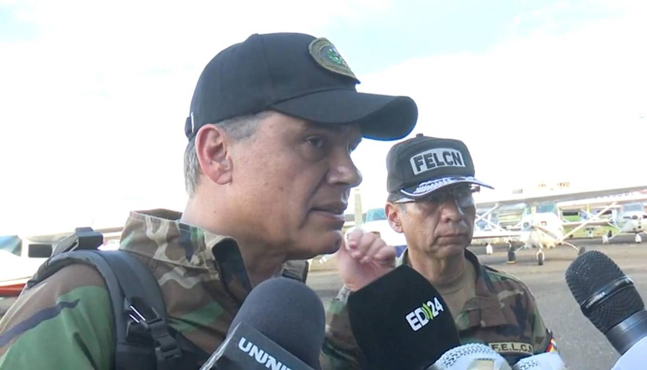 Disparan contra un vehículo policial en Santa Cruz a plena luz del día, informa el viceministro Justiniano