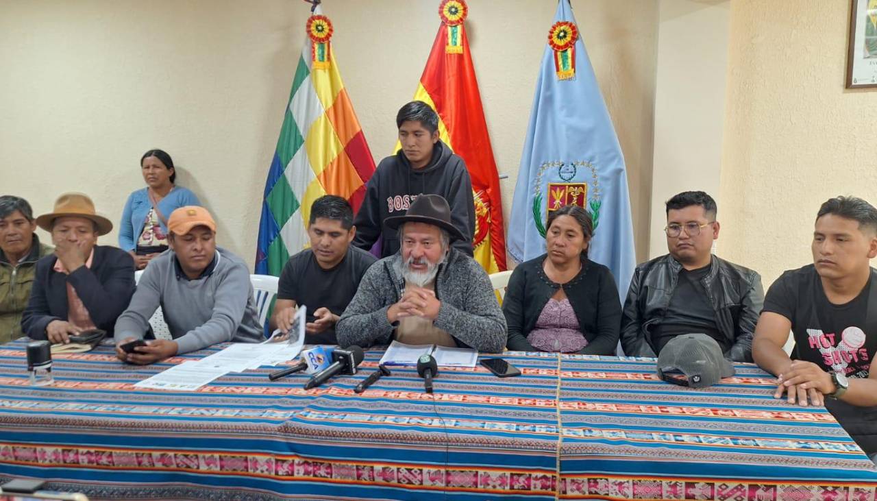 Cocaleros dicen que Evo está “a buen recaudo” y que no avisarán su paradero por seguridad