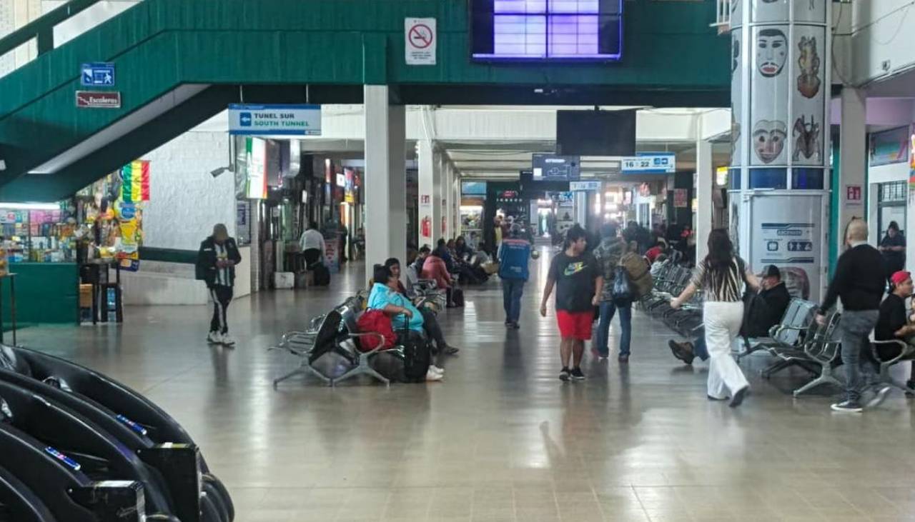 Tránsito informa que solo hay viajes desde Santa Cruz hacia Tarija debido a bloqueos en otras regiones