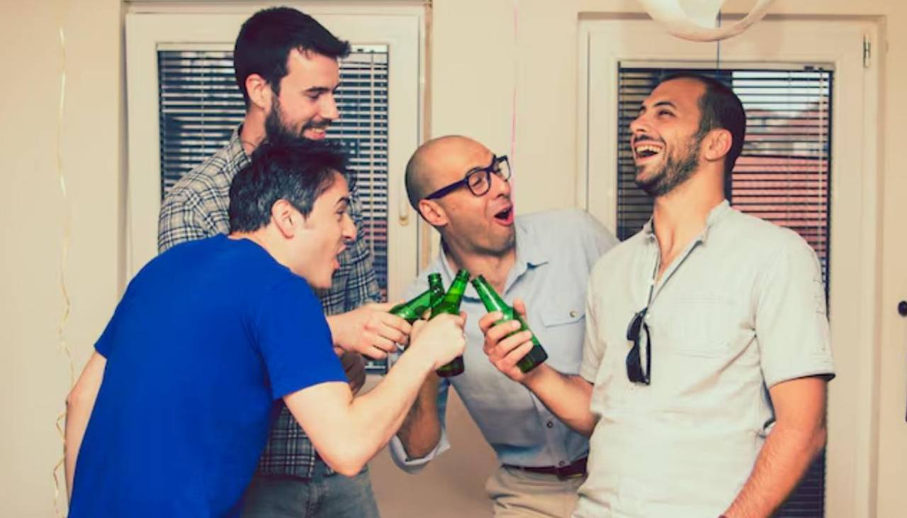 Abrazos y felicitaciones: El Día Internacional del Hombre se celebra este 19 de noviembre