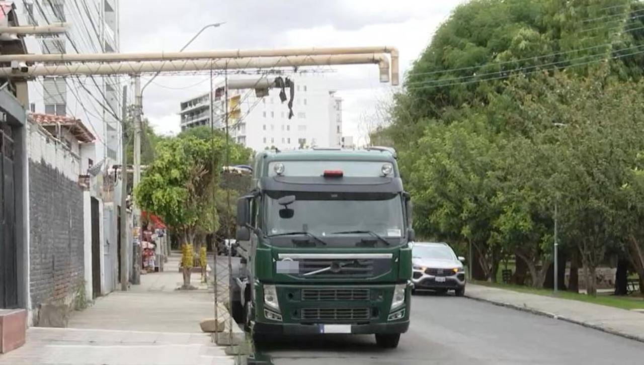 “Vamos a tener que parar”, falta de diésel afecta la distribución de agua potable a la zona sur de Cochabamba