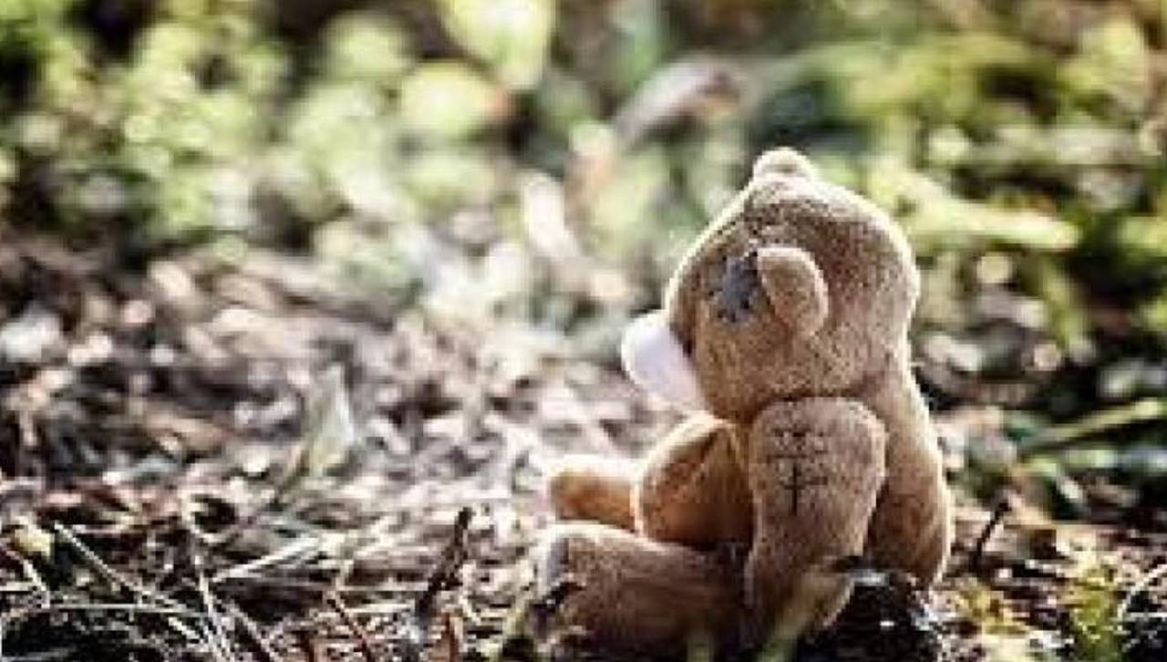 Infanticidio: Hombre saludó a la niña y a la madre, pero segundos después disparó 