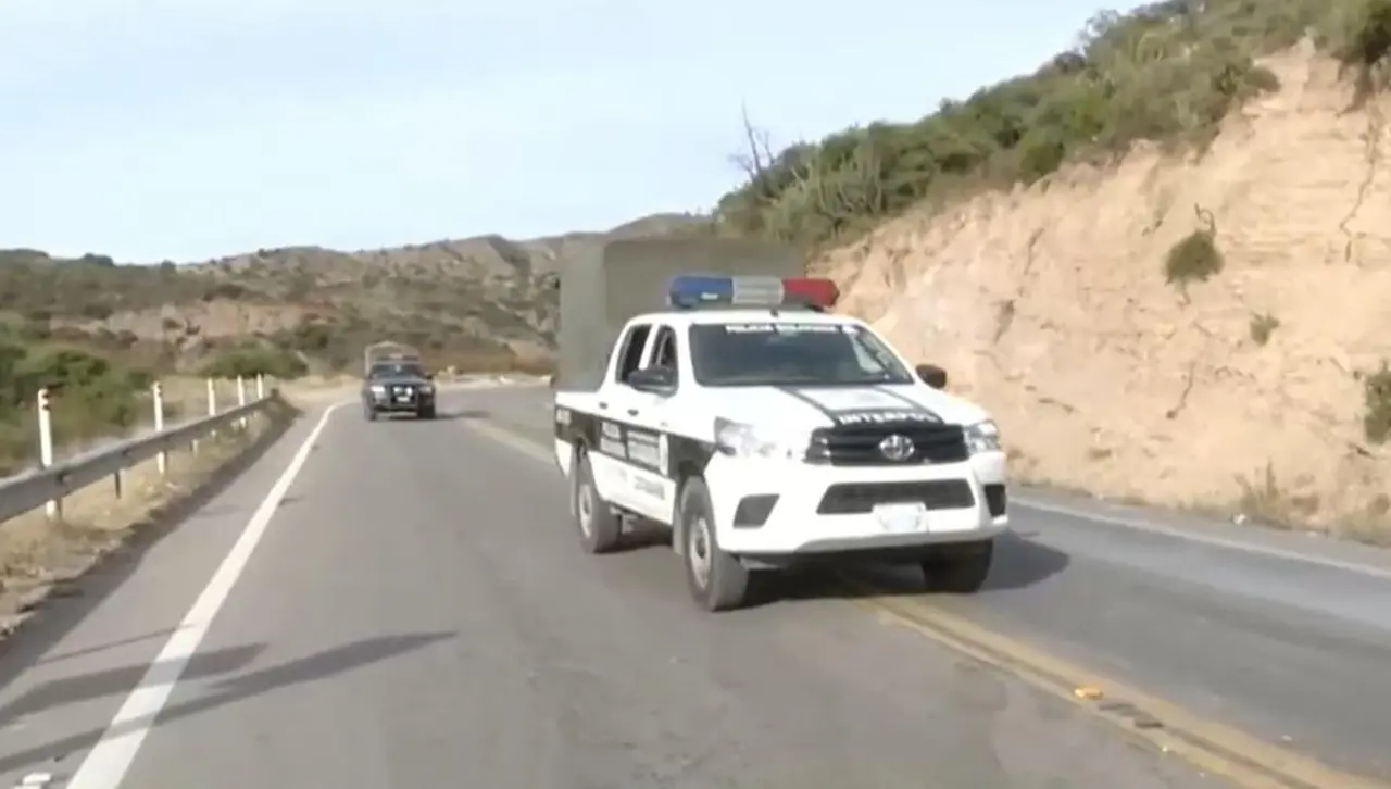 Detonan dinamita y lanzan piedras desde los cerros en un intento de volver a instalar bloqueo en Pirque