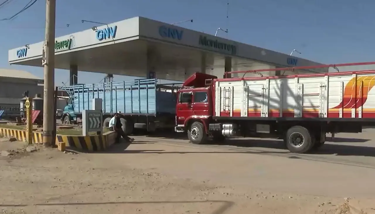 Agropecuarios advierten con mayor inflación si el Gobierno no garantiza el abastecimiento de combustible