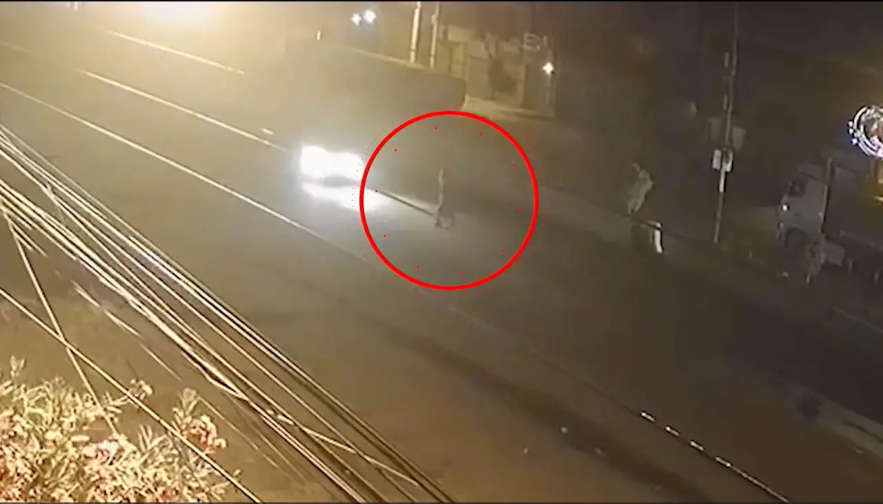 Una pareja muere atropellada por un policía cuando cruzaban una avenida 