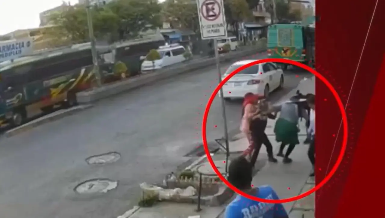 Video: Una madre y su hija fueron víctimas de ‘robo piraña’, la nueva modalidad delictiva que impacta en los barrios