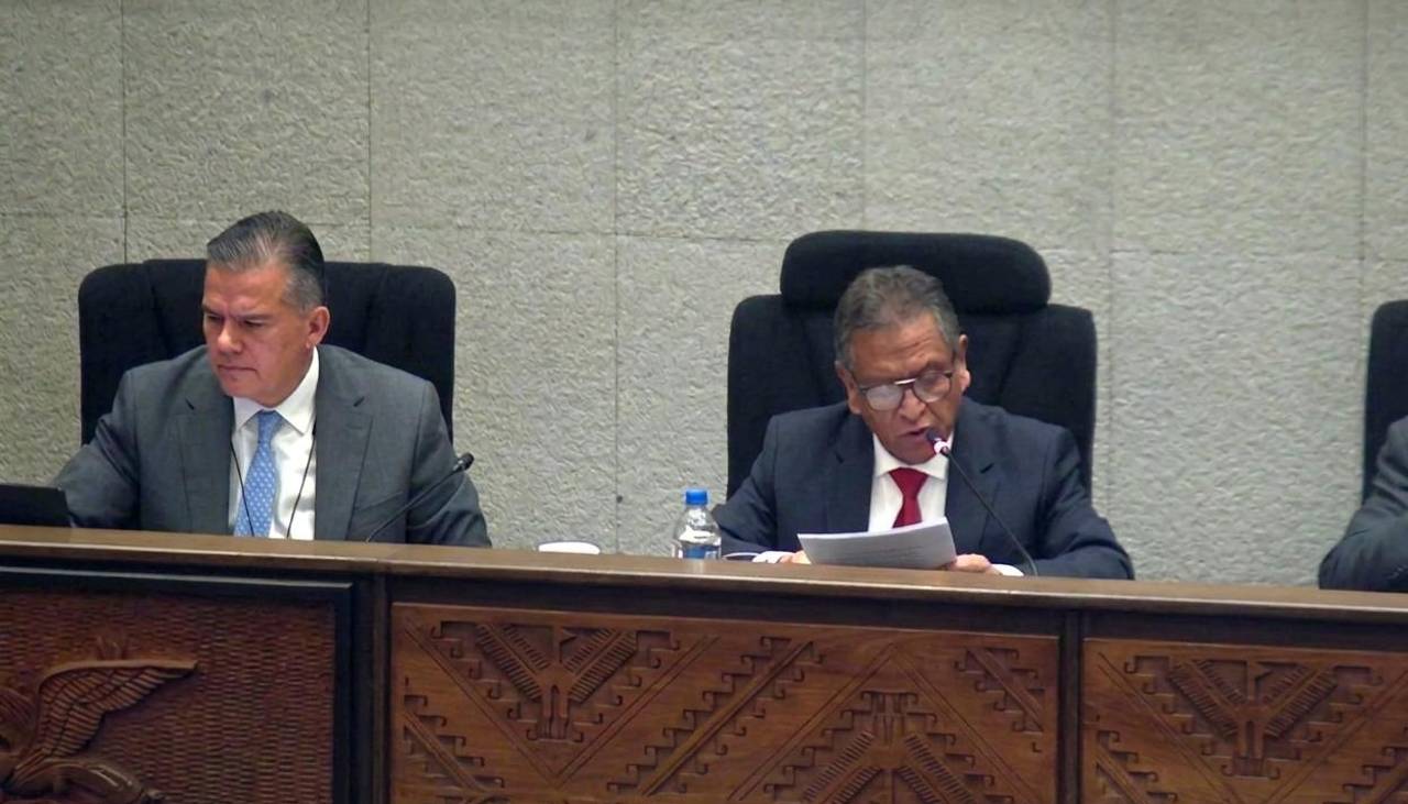 Dos ministros rinden informe ante el pleno de la Asamblea Legislativa por el pedido para ampliar el Estado de excepción