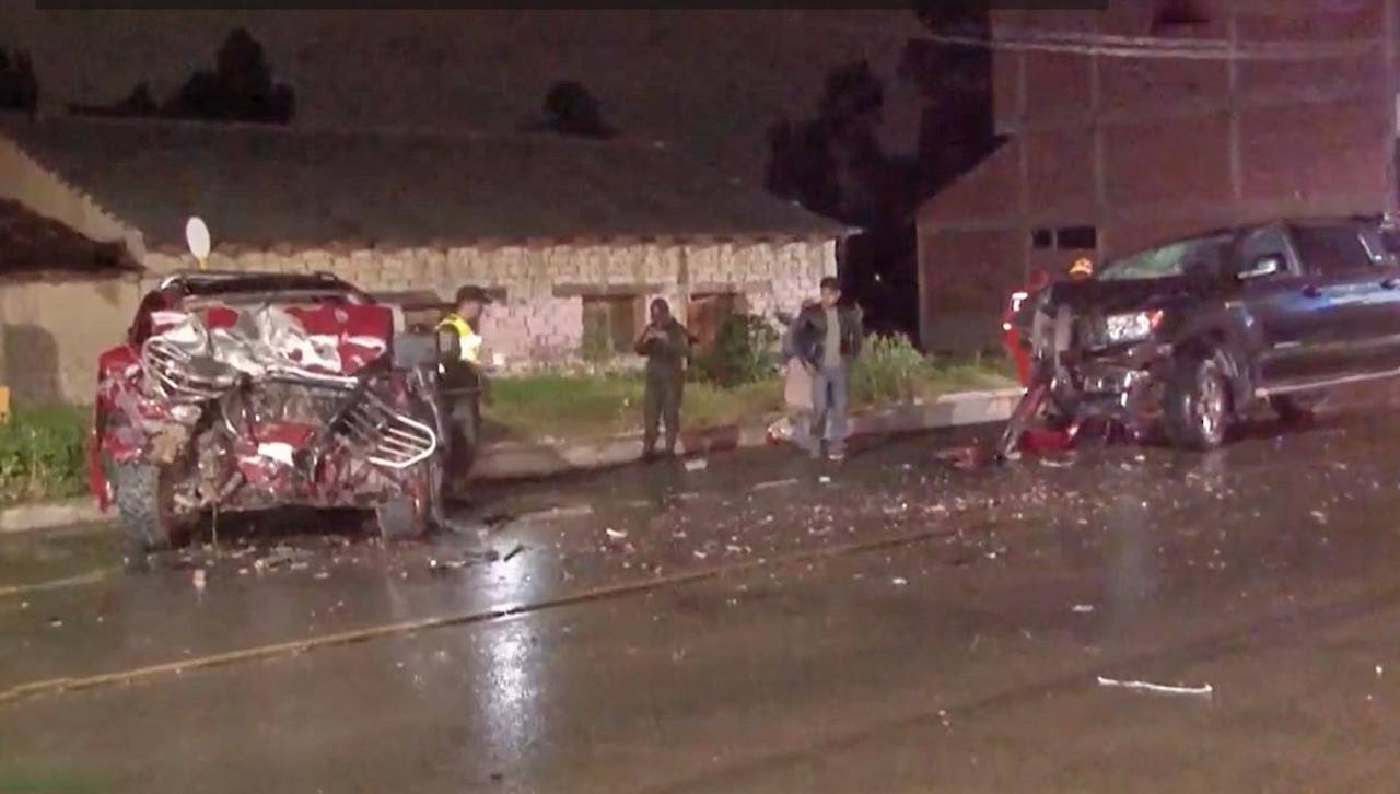 Presumen invasión de carril en el choque frontal que dejó un conductor fallecido y 3 heridos 