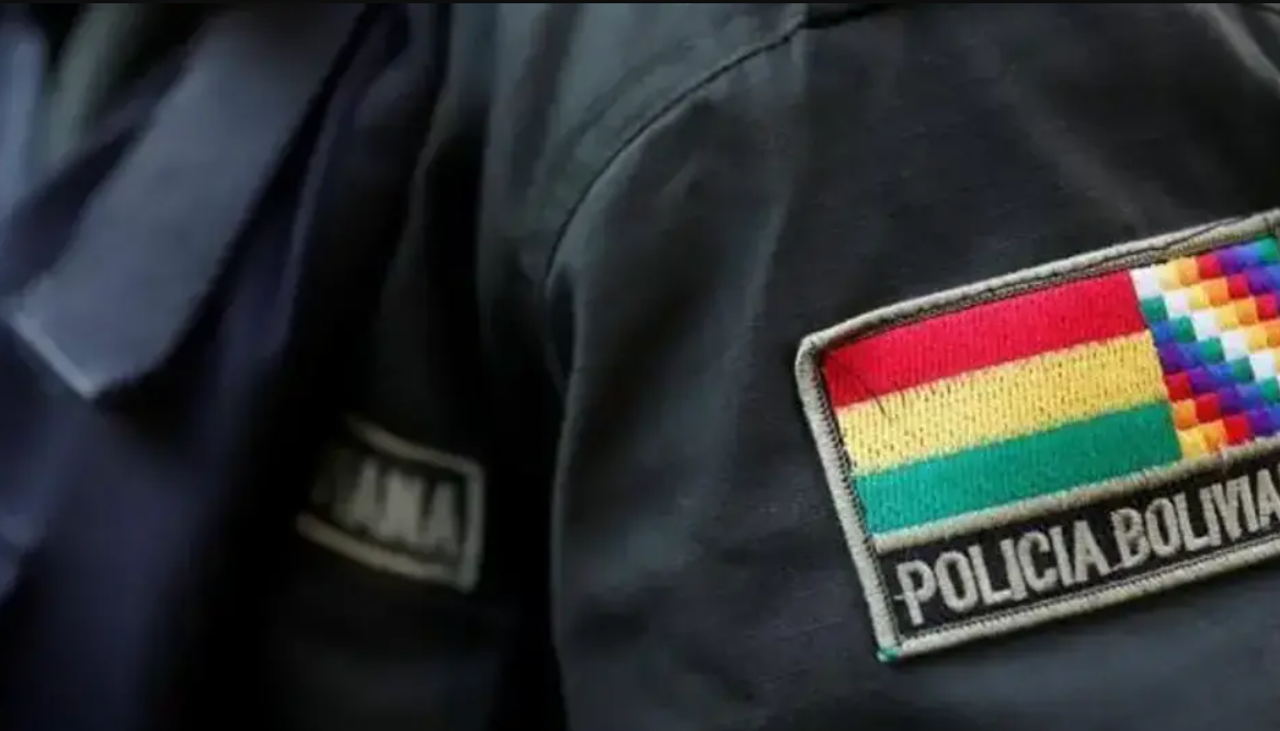 Llevan a dependencias policiales a dos sujetos por el crimen del hombre baleado cuando iba a visitar a su mamá