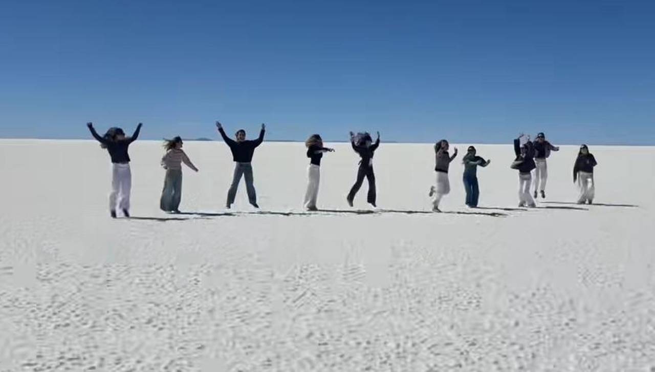 “La única razón por la que vinimos a Bolivia”: Turistas impresionadas al conocer el Salar de Uyuni
