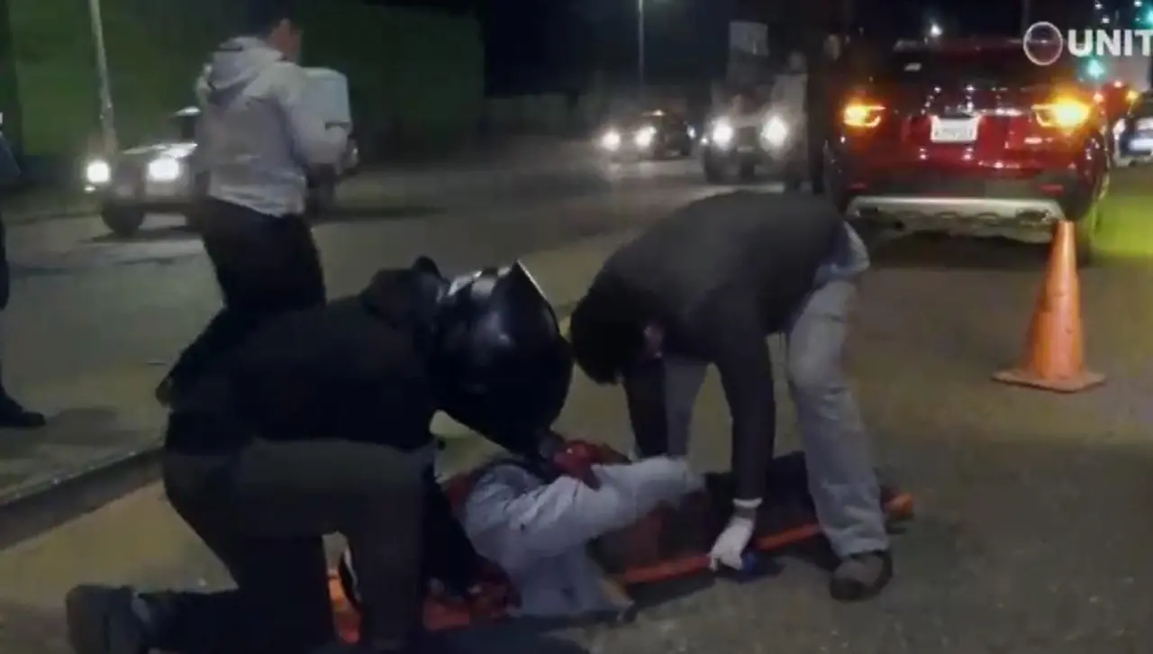 Atropellan a un adulto mayor cuando cruzaba una avenida en Santa Cruz 