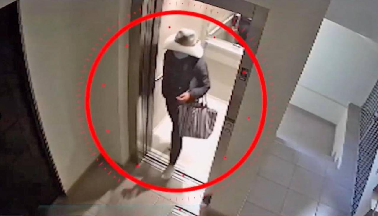 Ladrones usan disfraces para no ser identificados e ingresan a edificios para robar en departamentos