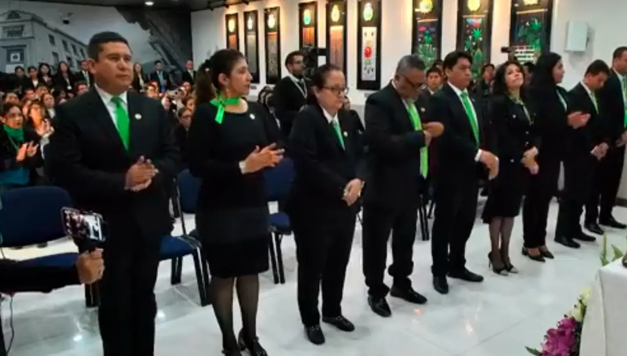 Mariaca crea fiscalías superiores nacionales y posesiona a nueve titulares por temática
