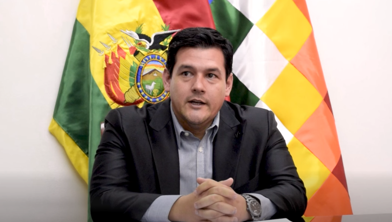 “El tema de tarifas estaba congelado hace 21 años”, dice el gerente de BoA tras nuevos precios de los vuelos