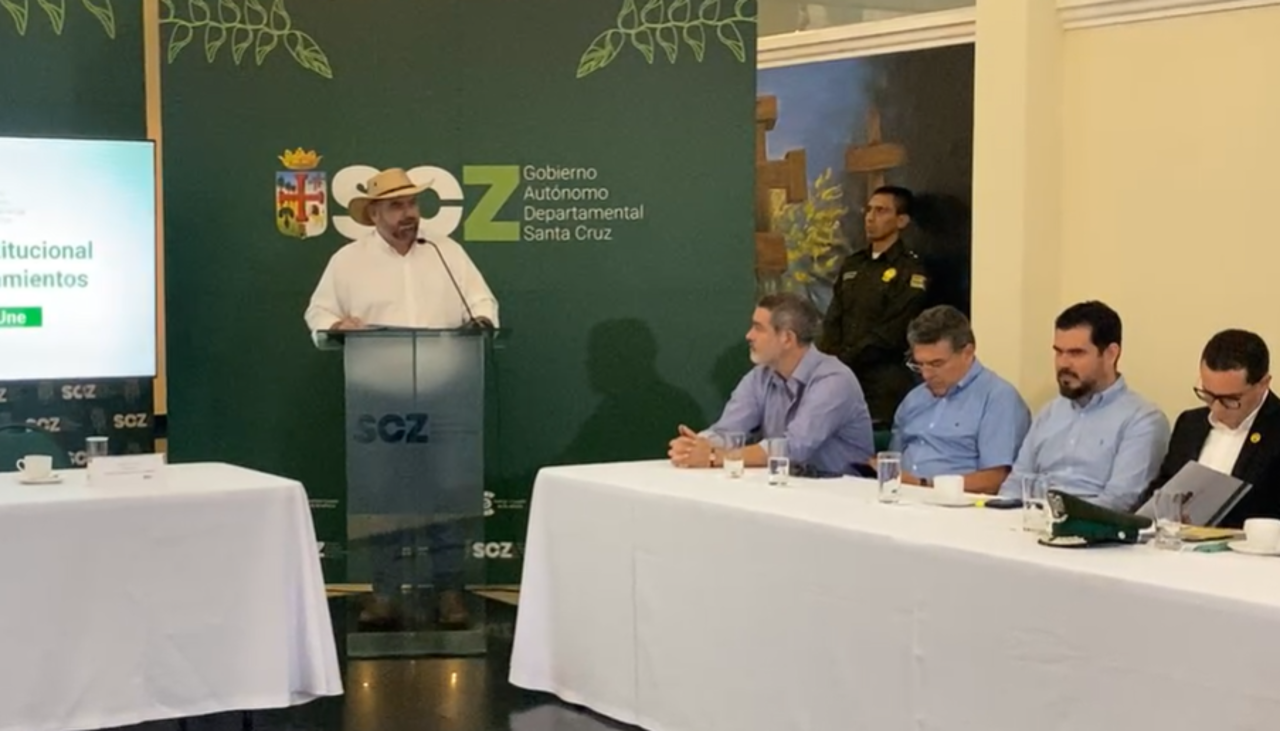 Santa Cruz: Reunión interinstitucional busca poner freno a los avasallamientos; se anuncia un desalojo masivo