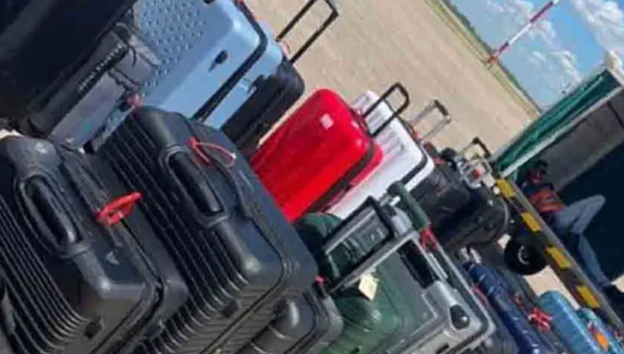 Caso maletas: Dictan 60 días de detención preventiva para tres exfuncionarios de la Aduana